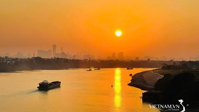 Hoàng hôn trên khắp nẻo quê hương