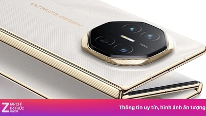 Huawei ra mắt smartphone gập ba mới