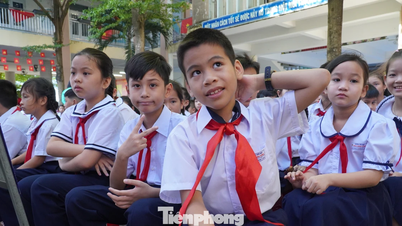 Da Nang: Milyen volt a megnyitó ünnepség az egyesülés után iskolát váltó diákok számára?