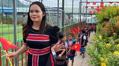 พิธีเปิดพิเศษบนเชิงเขา : ความรักอันล้นเหลือ...