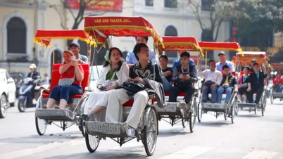 Los visitantes internacionales a Vietnam aumentan drásticamente en ocho meses de 2025