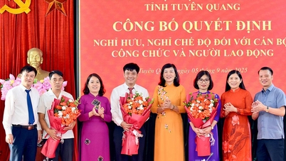 HĐND tỉnh công bố quyết định nghỉ hưu, nghỉ chế độ đối với một số cán bộ