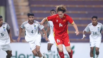 U.23 Việt Nam - U.23 Singapore: Tiếp đà chiến thắng