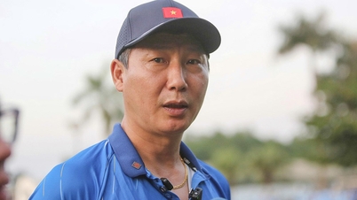 HLV Kim Sang-sik mong người hâm mộ đến sân “tiếp lửa” cho U23 Việt Nam