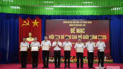 រោងចក្រ X55 Navy រៀបចំការប្រលងសម្រាប់លេខាធិការបក្សដ៏ឆ្នើម