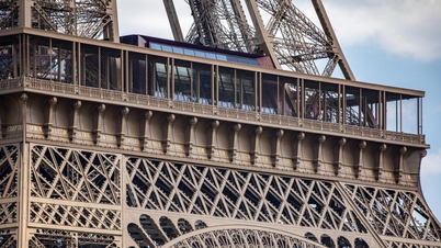 Pháp sẽ khắc tên 72 nữ học giả xuất chúng lên tháp Eiffel