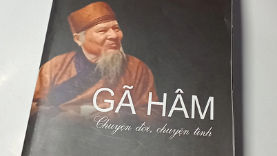 Không chỉ là chuyện về một nhà thơ… đa tình!