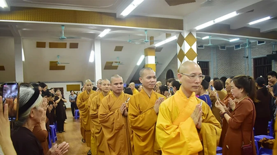 Cảm niệm vu lan: Báo hiếu không có mùa