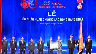 [Photo] Le secrétaire général To Lam assiste au 55e anniversaire de la première diffusion d'une émission de télévision