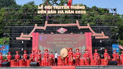 Bao Ha-tempelfestivalen minnes den nasjonale vokteren Hoang Bay