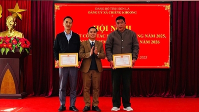 Chieng Khoong: Conference summarizing Party building work in 2025 and implementing tasks for 2026.