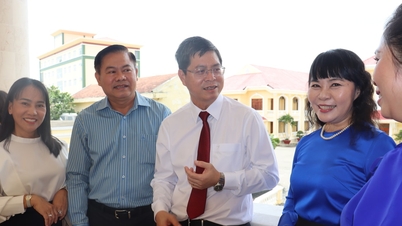 พร้อมยืนเคียงข้างธุรกิจต่างๆ ในเส้นทางใหม่ของพวกเขา