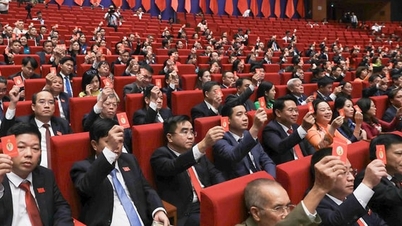 Speciální zpráva v tištěném vydání novin Hanoi Moi, 1. ledna 2026.