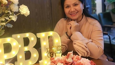 Değerli Sanatçı Tú Sương: 2025 yılının sonunda sıcak bir aile doğum günü kutlaması ve izleyicilerinin minnettarlığıyla dolu bir gün.