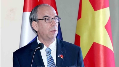 Küba Büyükelçisi Rogelio Polanco Fuentes: Vietnam, yeni bir döneme girmek için sağlam bir temel atıyor.