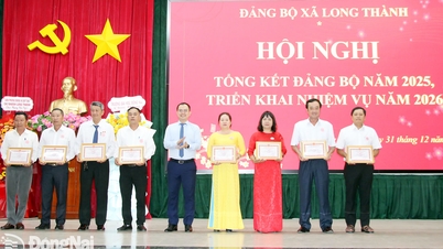 Long Thanh commune launches emulation movement: Unity, discipline, creativity, and determination to excellently fulfill targets in 2026.