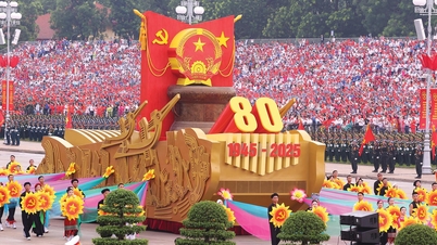 LA MULȚI ANI 2026! 10 evenimente remarcabile din Vietnam în 2025