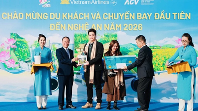 Cảng Hàng không quốc tế Vinh chào đón những hành khách đầu tiên năm 2026