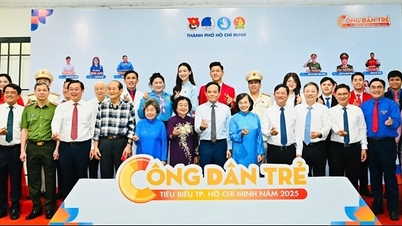 Ho-Chi-Minh-Stadt ehrt 12 herausragende junge Bürger des Jahres 2025.