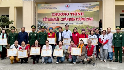 "Compassionate Tet - Spring in the Border Region" in Ban May