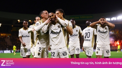 خسر باريس سان جيرمان صدارة الدوري لصالح نجم الدوري الفرنسي.