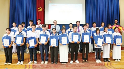 20년 - 문해력 증진을 위한 여정.