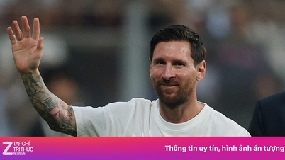 Messi cán mốc 1.000 bàn trước Ronaldo?
