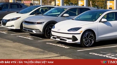A felsőkategóriás elektromos járművek felhalmozódnak a készletekben, miután az Egyesült Államok csökkentette az adókedvezményeket.