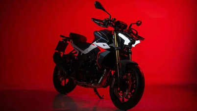 Co dělá z Benelli TNT 550 z roku 2026, „levného“ nahého motocyklu, to, na co se vyplatí čekat?