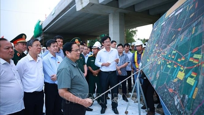 เร่งดำเนินการโครงการลงทุนและก่อสร้างเพื่อเฉลิมฉลองการประชุมพรรค