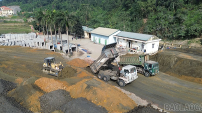 Manter 5 frentes de construção para facilitar o desmatamento necessário para a construção da ferrovia Lao Cai - Hanói - Hai Phong.