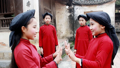 Van Phu Ward Xoan Gesang: Eine Konvergenz kultureller Essenz.