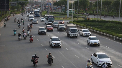 Ho Chi Minh-staden: Även om ett stort antal fordon har anlänt är trafiken fortsatt stabil.
