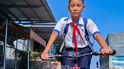 Nghị lực của cậu học trò khuyết tật