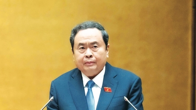 쩐 탄 만 국회 의장: 국회는 끊임없이 발전하고 있으며 국민의 마음속에 확고한 입지를 구축하고 있습니다.