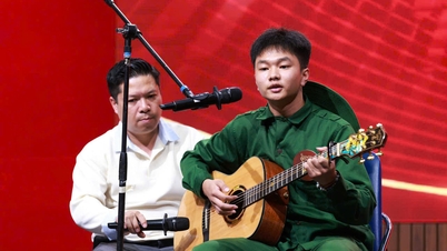 Chàng sinh viên Trung Quốc 'phải lòng' bài hát Việt, giành giải Cảm hứng Hà Nội
