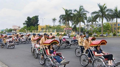 Đồng hành du khách trên hành trình khám phá Đà Nẵng