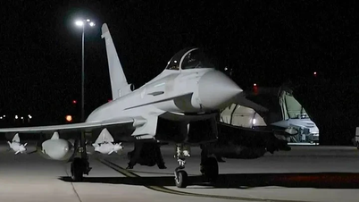 Wielka Brytania i Francja przeprowadzają ataki powietrzne na ISIS w Syrii.