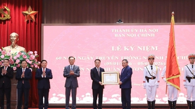 Hanoi: Conmemoración del 60º aniversario del Día Tradicional del Sector de Asuntos Internos del Partido