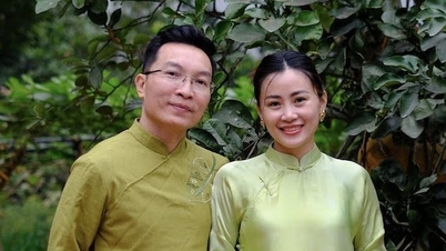 Le célèbre réalisateur a exprimé sa gratitude à MC Lai Van Sam et a déclaré que grâce à VTV, il avait pu épouser une belle femme de deux ans sa cadette.