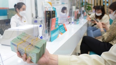 Die vietnamesische Staatsbank pumpte netto über 16.667 Milliarden VND in den Markt, was zu einer Abkühlung der Interbankenzinsen führte.