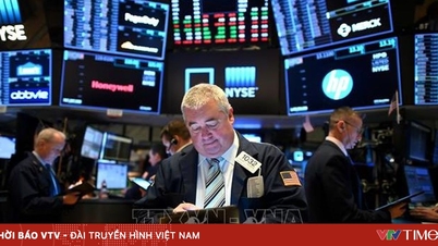 Wall Street yeni zirveye ulaştı.