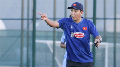 Antrenör Kim Sang-sik: "Antrenör Park Hang-seo 8 yıl önce çok başarılıydı, ama şimdi kendi hikayemizi yazma zamanı geldi."