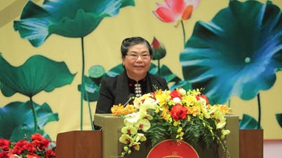 Tong Thi Phong, ancienne membre du Politburo et ancienne vice-présidente permanente de l'Assemblée nationale : L'Assemblée nationale défend son caractère révolutionnaire et scientifique, représente la volonté du peuple et constitue le plus haut organe du pouvoir d'État.