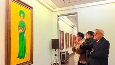 展覧会「色と空の間」 – 色を通して静寂を巡る旅。