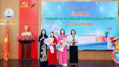 Raising awareness among staff and teachers of primary schools in Gia Vien and Ngo Quyen wards about the role of STEAM education.