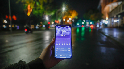 Penduduk Hanoi menggigil pada suhu 11°C pada waktu malam.