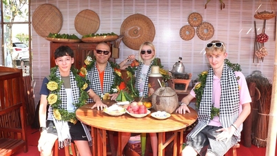 Turismen i provinserna Dong Thap och Vinh Long blomstrar under nyårshelgen.