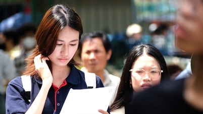 Hanoi University of Education is organizing two rounds of the SPT competency assessment exam for the first time.