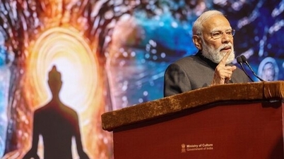 Prim-ministrul Narendra Modi participă la o expoziție de amploare cu relicve sacre asociate cu Buddha.